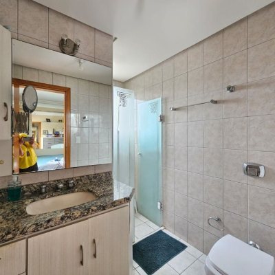 Apartamentos com 105m², 3 quartos, 1 suíte, 1 garagem, no bairro Coqueiros em Florianópolis