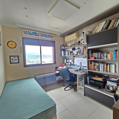 Apartamentos com 105m², 3 quartos, 1 suíte, 1 garagem, no bairro Coqueiros em Florianópolis