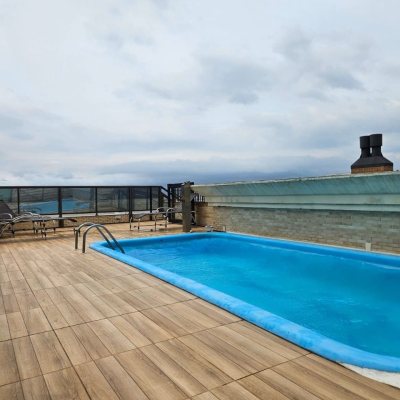 Apartamentos com 105m², 3 quartos, 1 suíte, 1 garagem, no bairro Coqueiros em Florianópolis