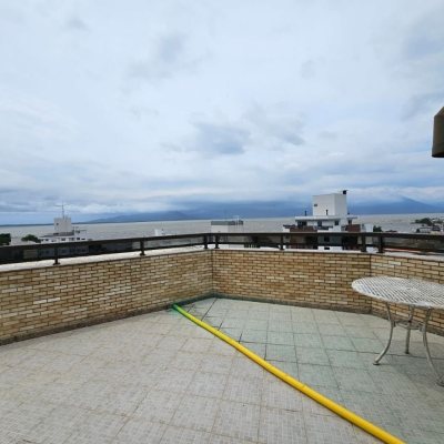 Apartamentos com 105m², 3 quartos, 1 suíte, 1 garagem, no bairro Coqueiros em Florianópolis