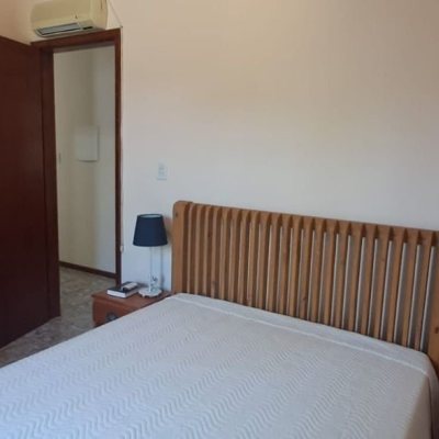 Casa Residencial com 123m², 3 quartos, 3 garagens, no bairro Ingleses do Rio Vermelho em Florianópolis