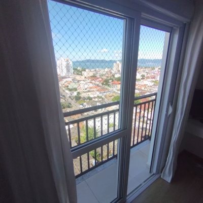 Apartamentos com 68m², 2 quartos, 1 suíte, 2 garagens, no bairro Barreiros em São José