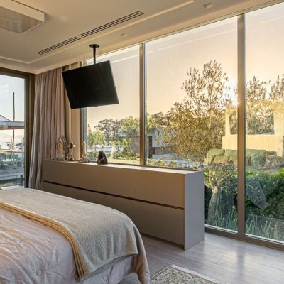 Casa em Condomínio com 842m², 4 quartos, 4 suítes, 5 garagens, no bairro Cacupé em Florianópolis