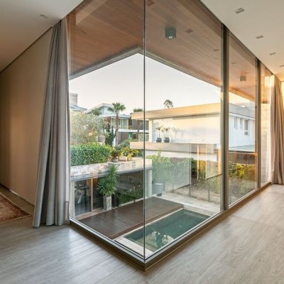 Casa em Condomínio com 842m², 4 quartos, 4 suítes, 5 garagens, no bairro Cacupé em Florianópolis