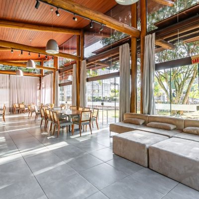 Casa em Condomínio com 842m², 4 quartos, 4 suítes, 5 garagens, no bairro Cacupé em Florianópolis