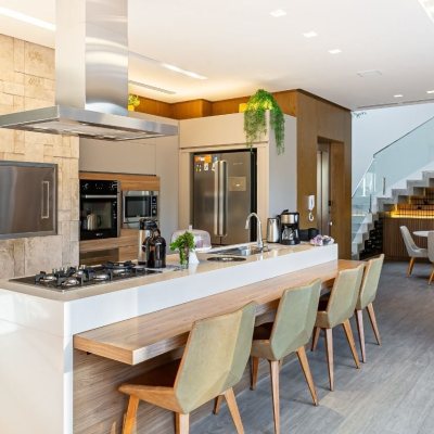 Casa em Condomínio com 842m², 4 quartos, 4 suítes, 5 garagens, no bairro Cacupé em Florianópolis