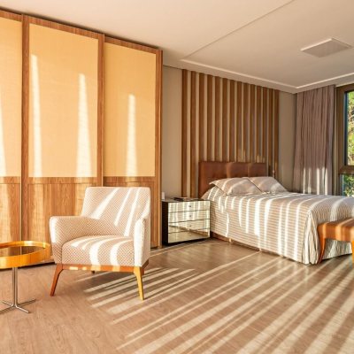 Casa em Condomínio com 842m², 4 quartos, 4 suítes, 5 garagens, no bairro Cacupé em Florianópolis