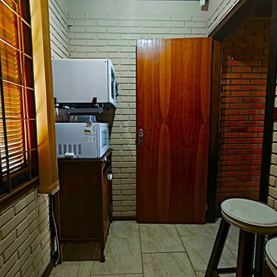 Casa Residencial com 153m², 3 quartos, 1 suíte, 1 garagem, no bairro Ingleses em Florianópolis