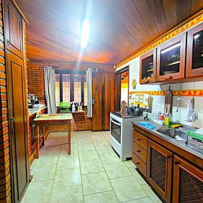 Casa Residencial com 153m², 3 quartos, 1 suíte, 1 garagem, no bairro Ingleses em Florianópolis