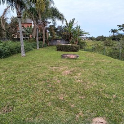 Terrenos Residenciais com 403m², no bairro Pântano do Sul em Florianópolis