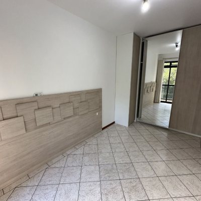 Apartamentos com 63m², 2 quartos, 1 garagem, no bairro Capoeiras em Florianópolis
