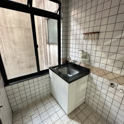 Apartamentos com 63m², 2 quartos, 1 garagem, no bairro Capoeiras em Florianópolis