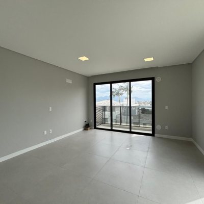 Studio Residencial com 75m², 1 quarto, 1 suíte, 1 garagem, no bairro Coqueiros em Florianópolis