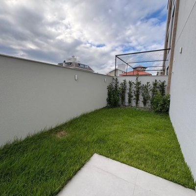 Studio Residencial com 75m², 1 quarto, 1 suíte, 1 garagem, no bairro Coqueiros em Florianópolis