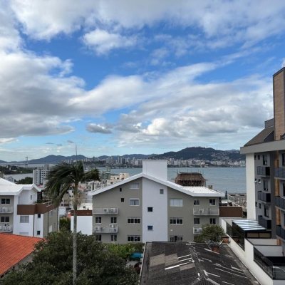 Studio Residencial com 75m², 1 quarto, 1 suíte, 1 garagem, no bairro Coqueiros em Florianópolis