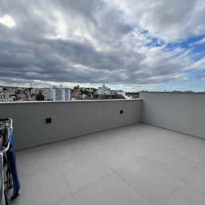 Studio Residencial com 75m², 1 quarto, 1 suíte, 1 garagem, no bairro Coqueiros em Florianópolis