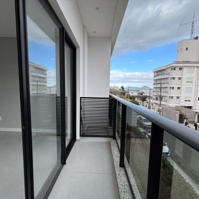 Studio Residencial com 75m², 1 quarto, 1 suíte, 1 garagem, no bairro Coqueiros em Florianópolis