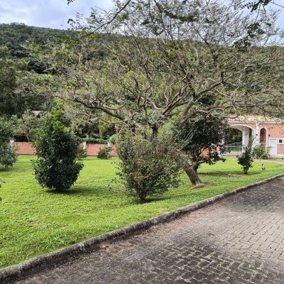 Terrenos Residenciais com 401m², no bairro Pântano do Sul em Florianópolis