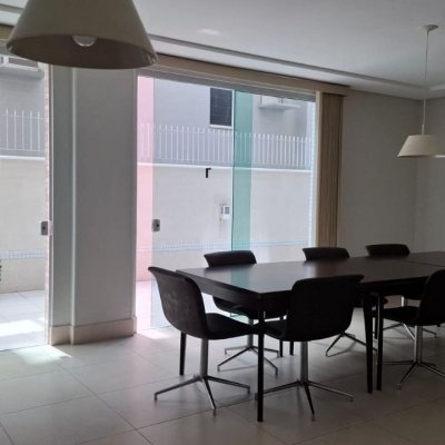 Apartamentos com 75m², 2 quartos, 1 suíte, 2 garagens, no bairro Centro em Florianópolis