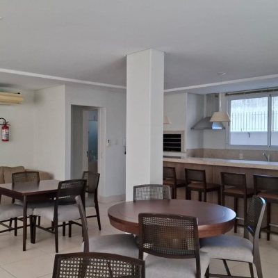 Apartamentos com 75m², 2 quartos, 1 suíte, 2 garagens, no bairro Centro em Florianópolis