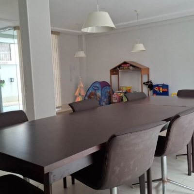 Apartamentos com 75m², 2 quartos, 1 suíte, 2 garagens, no bairro Centro em Florianópolis
