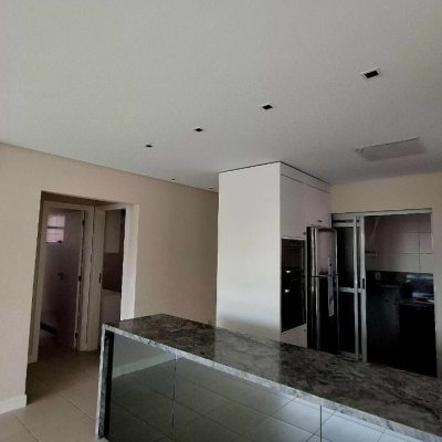 Apartamentos com 75m², 2 quartos, 1 suíte, 2 garagens, no bairro Centro em Florianópolis