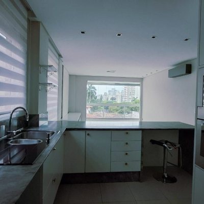 Apartamentos com 75m², 2 quartos, 1 suíte, 2 garagens, no bairro Centro em Florianópolis