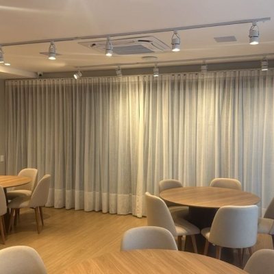 Apartamentos com 79m², 2 quartos, 2 suítes, 1 garagem, no bairro Estreito em Florianópolis