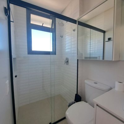 Apartamentos com 79m², 2 quartos, 2 suítes, 1 garagem, no bairro Estreito em Florianópolis