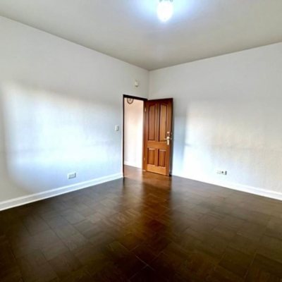 Casa Residencial com 131m², 3 quartos, 2 garagens, no bairro Salto Weissbach em Blumenau