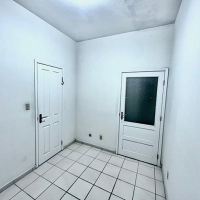 Casa Residencial com 131m², 3 quartos, 2 garagens, no bairro Salto Weissbach em Blumenau