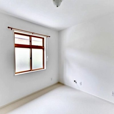 Casa Residencial com 131m², 3 quartos, 2 garagens, no bairro Salto Weissbach em Blumenau