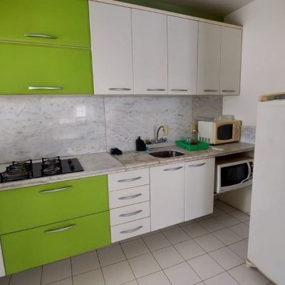 Apartamentos com 79m², 1 quarto, 1 suíte, no bairro Trindade em Florianópolis