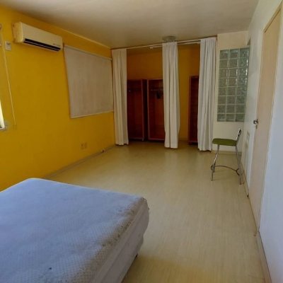 Apartamentos com 79m², 1 quarto, 1 suíte, no bairro Trindade em Florianópolis