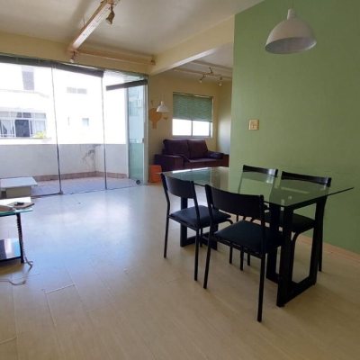 Apartamentos com 79m², 1 quarto, 1 suíte, no bairro Trindade em Florianópolis