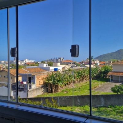 Casa Residencial com 235m², 4 quartos, 2 suítes, 1 garagem, no bairro Ingleses em Florianópolis