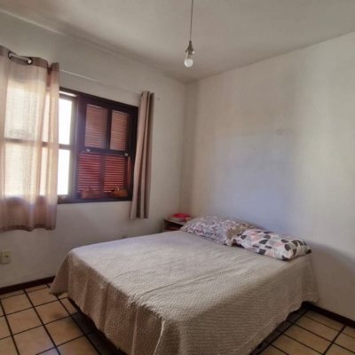 Casa Residencial com 235m², 4 quartos, 2 suítes, 1 garagem, no bairro Ingleses em Florianópolis