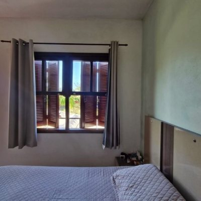 Casa Residencial com 235m², 4 quartos, 2 suítes, 1 garagem, no bairro Ingleses em Florianópolis