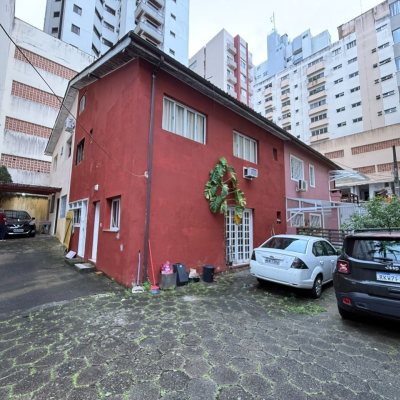 Casa em Condomínio com 119m², 4 quartos, 1 suíte, 2 garagens, no bairro Centro em Florianópolis
