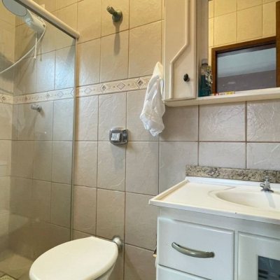 Casa Residencial com 122m², 3 quartos, 2 suítes, 2 garagens, no bairro Ingleses do Rio Vermelho em Florianópolis