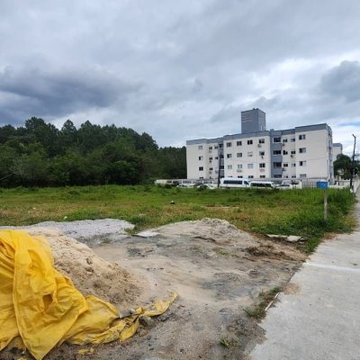 Terreno Comercial/Residencial com 1735m², no bairro Areias em São José