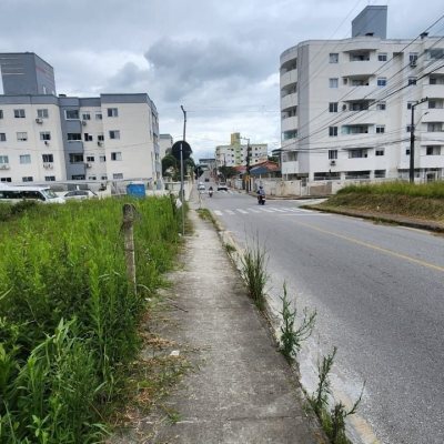 Terreno Comercial/Residencial com 1735m², no bairro Areias em São José