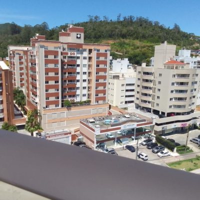 Studio Residencial com 50m², 1 quarto, 1 garagem, no bairro Córrego Grande em Florianópolis