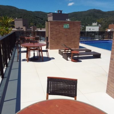 Studio Residencial com 50m², 1 quarto, 1 garagem, no bairro Córrego Grande em Florianópolis