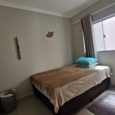 Casa Residencial com 80m², 2 quartos, 1 suíte, 1 garagem, no bairro São João Do Rio Vermelho em Florianópolis