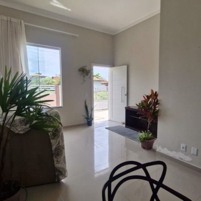 Casa Residencial com 80m², 2 quartos, 1 suíte, 1 garagem, no bairro São João Do Rio Vermelho em Florianópolis