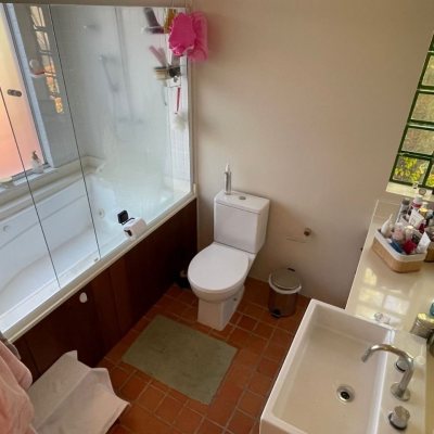 Casa Residencial com 204m², 4 quartos, 1 suíte, 2 garagens, no bairro Agronômica em Florianópolis