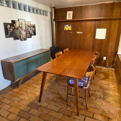 Casa Residencial com 204m², 4 quartos, 1 suíte, 2 garagens, no bairro Agronômica em Florianópolis