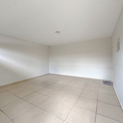 Casa Residencial com 189m², 3 quartos, 1 suíte, 2 garagens, no bairro Centro em Palhoça