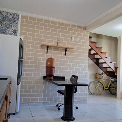 Casa Residencial com 100m², 2 quartos, 1 garagem, no bairro Ingleses do Rio Vermelho em Florianópolis